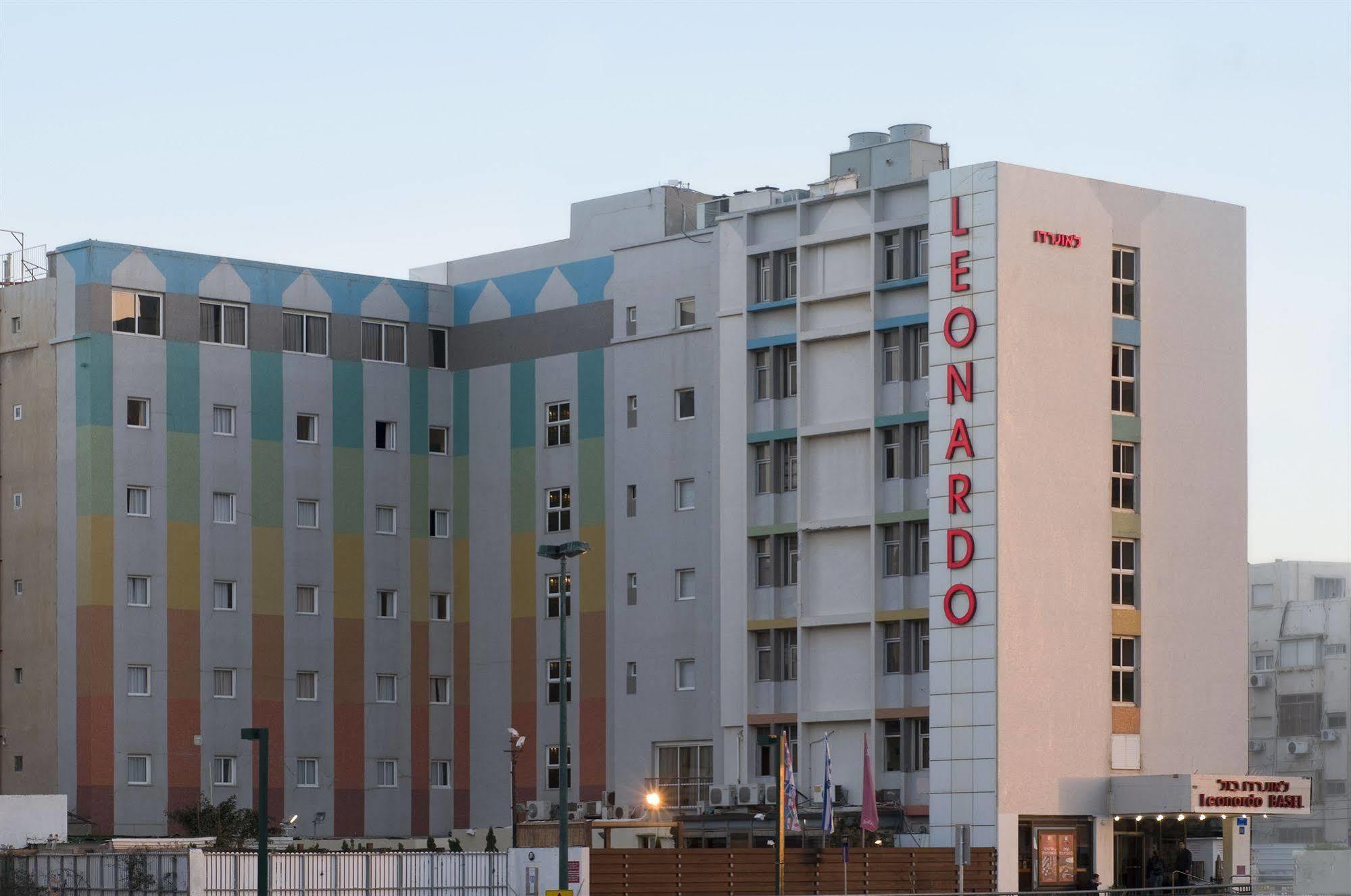 Leonardo Beach Тел Авив Екстериор снимка