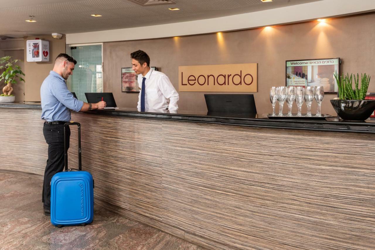 Leonardo Beach Тел Авив Екстериор снимка